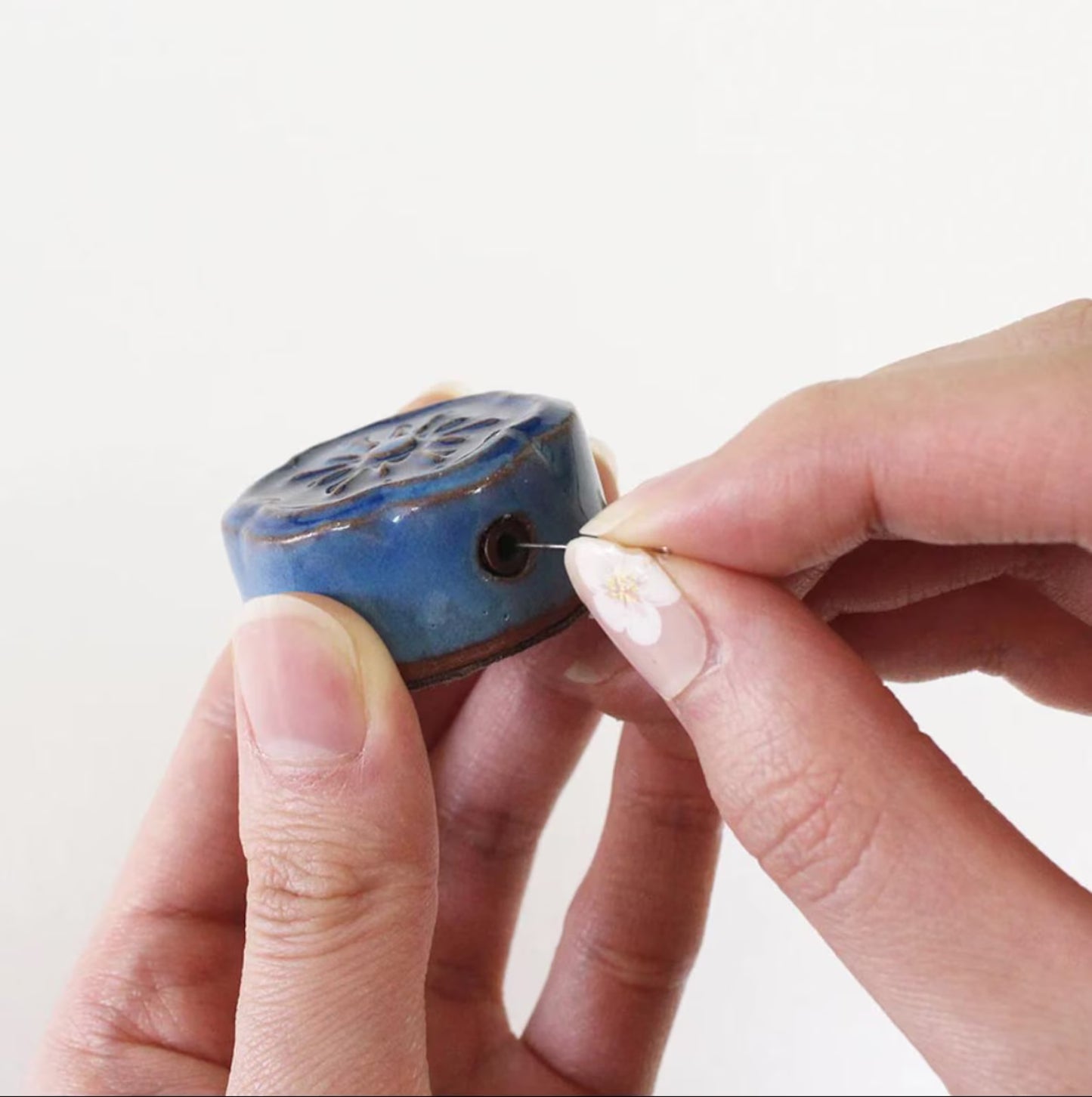 Cohana nåleholder med nålepudser