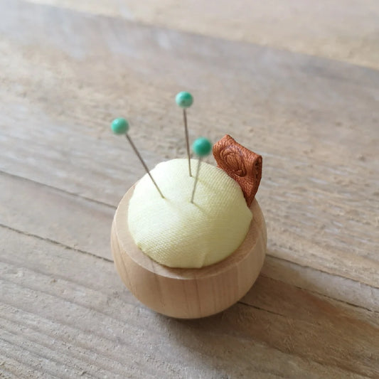 Cohana mini nålepude
