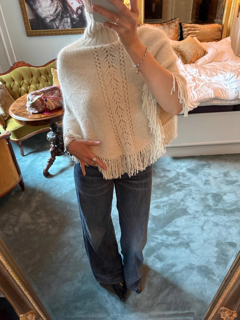 Kit: Jolie Poncho af Milotté
